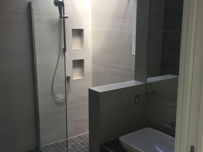 Rosslare Strand Wexford Private Housing Bathroom With Skylight